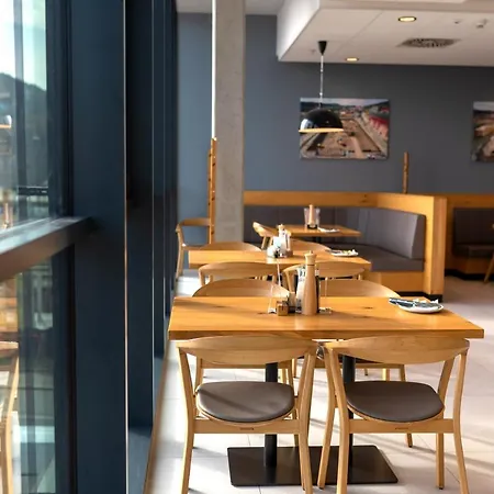 Hotel Smetanova 3*